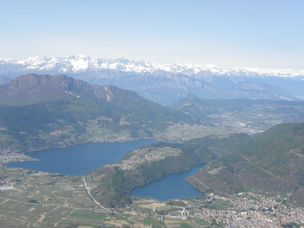 Casa De Val Lägenhet Calceranica al Lago Exteriör bild
