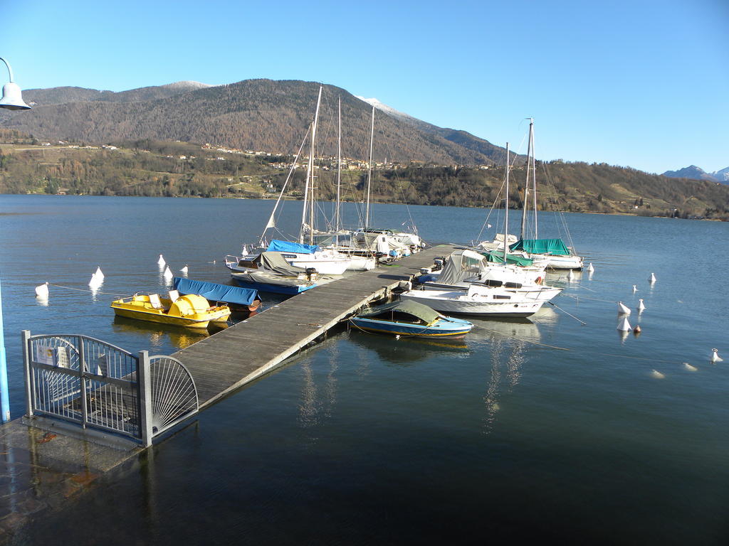 Casa De Val Lägenhet Calceranica al Lago Exteriör bild