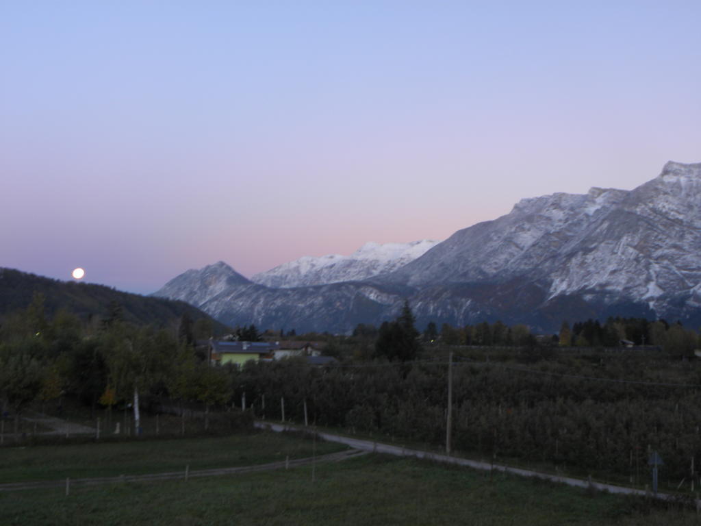 Casa De Val Lägenhet Calceranica al Lago Exteriör bild