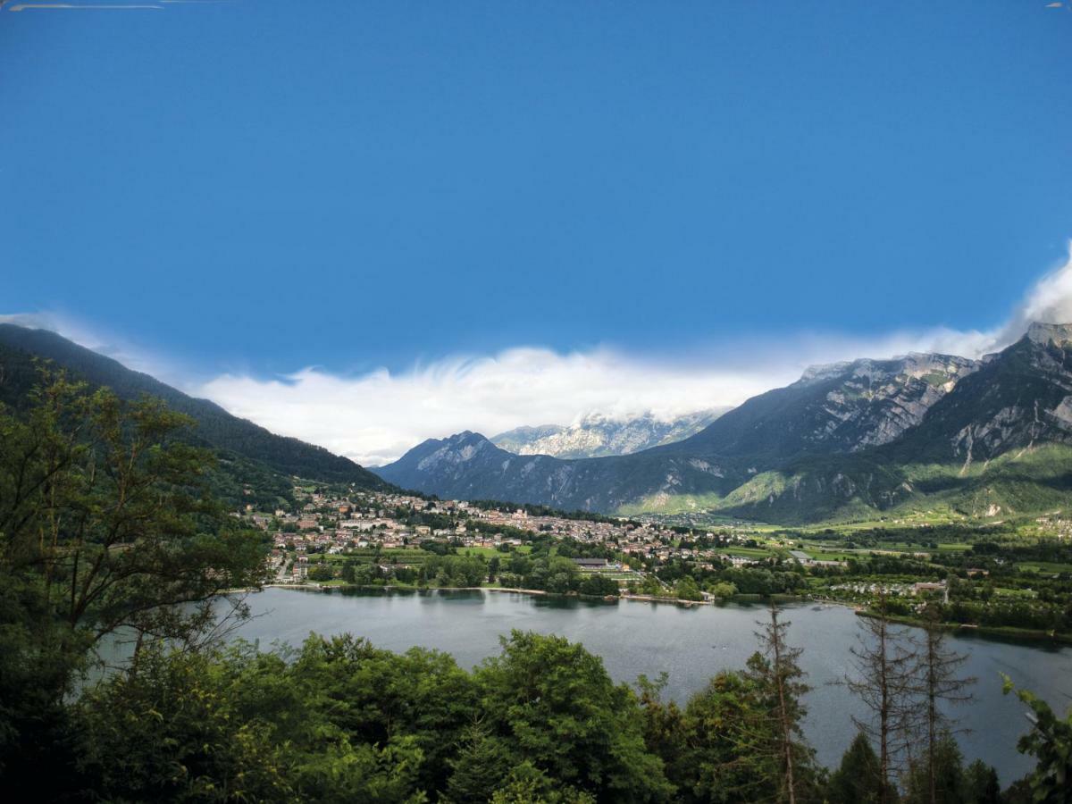 Casa De Val Lägenhet Calceranica al Lago Exteriör bild